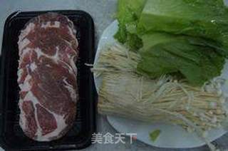 在家也能吃韩式烤肉卷的做法步骤：1