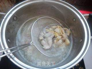 双椒炒鸡杂的做法步骤：2