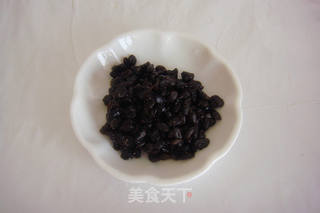 豉香茶树菇炒回锅肉的做法步骤:2
