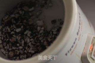 黑糯玉米南瓜粥的做法步骤：3