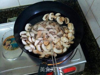鲜蘑猪肉馄饨的做法步骤:4