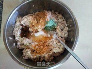 鲜蘑猪肉馄饨的做法步骤:7