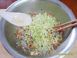 圆白菜水饺的做法步骤:7