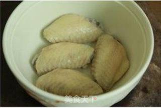 香酥鸡翅的做法步骤:3