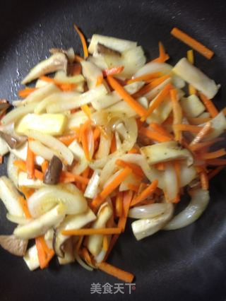 腊肉蔬菜饭餐【传统的饭餐】新鲜尝的做法步骤:15