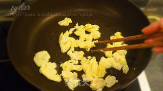 没有螃蟹的【蛋炒饭】的做法步骤:2