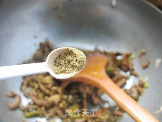 有料更美味——酸菜肉丝面的做法步骤：9