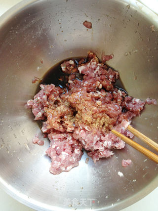 脆皮馄饨的做法步骤:2