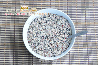 第一次做面食——花生芝麻糖包的做法步骤:2