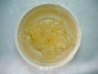 苹果莲子炖银耳的做法步骤:2