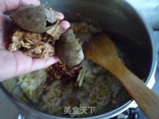 小火熬出幸福味——秋梨膏的做法步骤：7