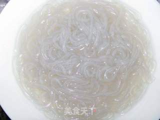 云南临沧风味（水生）的做法步骤：1