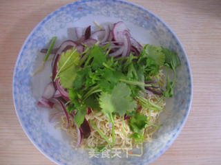 【东北菜】-炝拌干豆腐丝的做法步骤:6