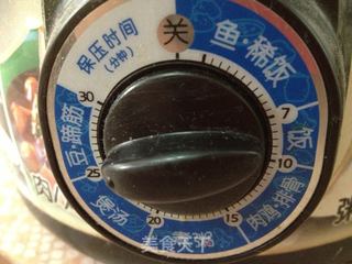 排骨藕汤的做法步骤:5