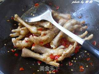 剁椒凤爪的做法步骤:6