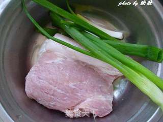 平菇豆腐烧肉的做法步骤:3