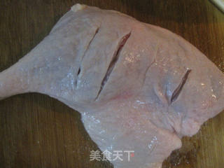 【零基础】-蜂蜜烤鸭腿的做法步骤：1