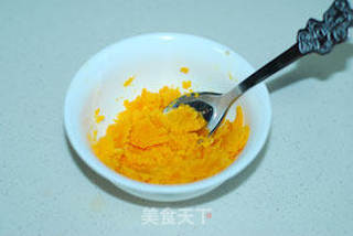 咸蛋黄焗膏蟹的做法步骤:2