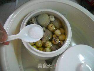 淮山芡实莲子柴鸡汤的做法步骤:14