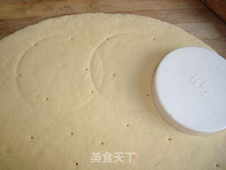 香喷喷的锅盔饼--“陕西八大怪”之一的做法步骤：10