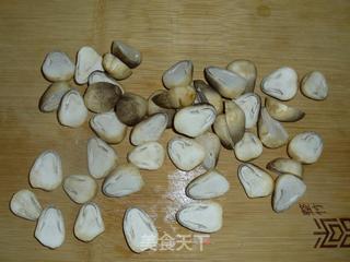 简单快手菜——蚝油草菇的做法步骤：2