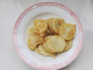 给你熟悉的山药换个吃法——芝麻椒盐山药片的做法步骤:6