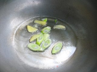 让你吃得热热火火舒舒服服——大白菜煎豆腐的做法步骤:4