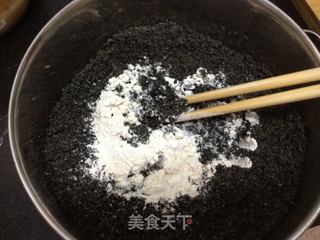 南瓜黑芝麻汤圆的做法步骤:5