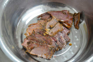《爽辣拌牛肉》爽到心底的美味的做法步骤:3