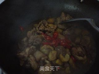 板栗烧鸡的做法步骤:10