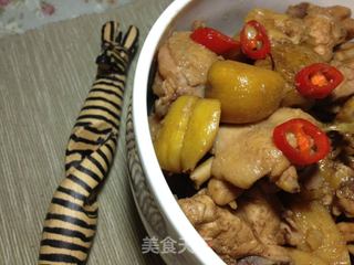 板栗烧鸡的做法步骤:11