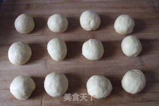 杏仁花环面包的做法步骤:5