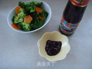 清新爽口---蚝油西兰花的做法步骤:4