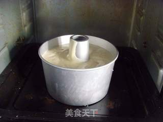 清新脱俗---酸奶戚风蛋糕的做法步骤:12