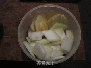 咸鸭炖鲫鱼火锅的做法步骤:3