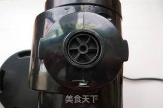 黄瓜生梨汁的做法步骤:7