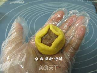 香甜软糯的南瓜饼的做法步骤:4