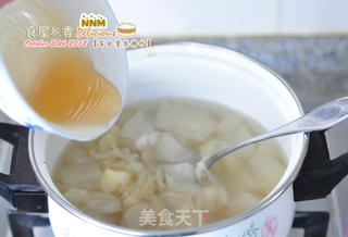 秋季润肺饮品——百合雪梨糖水的做法步骤:5