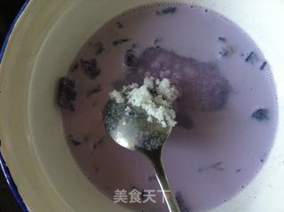 紫薯发糕的做法步骤:2