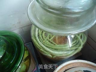 早餐配粥小菜——辣炒泡豇豆的做法步骤:2