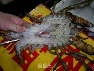 蒜蓉蒸龙虾的做法步骤:4