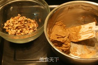 咖啡核桃饼干的做法步骤：2