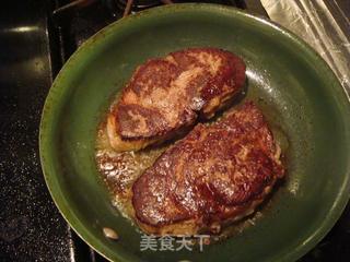 菲力牛排配芥末和细香葱的做法步骤：8