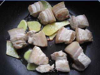 秘制红烧肉的做法步骤:8