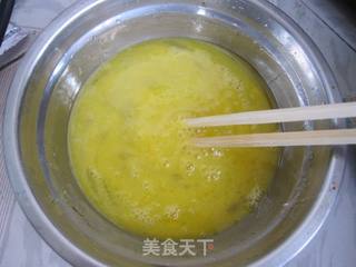 虾皮鸡蛋羹的做法步骤：2