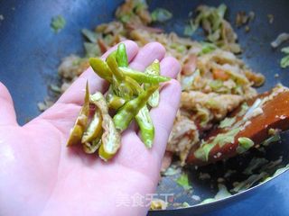 洋芋擦擦最本土的吃法——家常炒洋芋擦擦的做法步骤:11