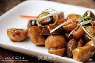 味美鲜甜---蚝油草菇的做法步骤:5