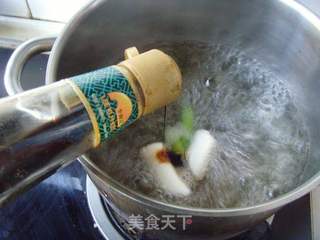 香醉鹅肝配蚝油香醋汁的做法步骤:3