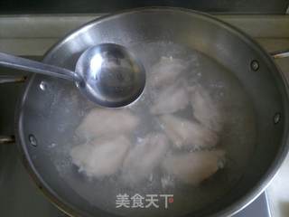 餐桌上的美味。。。啤酒酱香鸡翅的做法步骤:3