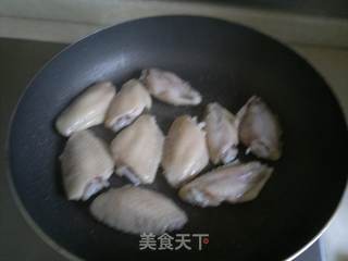餐桌上的美味。。。啤酒酱香鸡翅的做法步骤:6